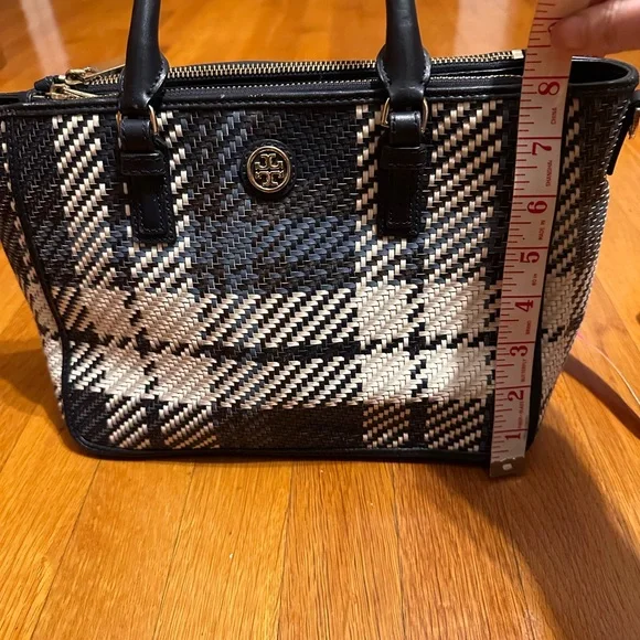 Tory Burch Black and Cream Checkered Satchel - Picture 3 of 16